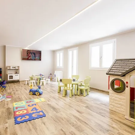 Relais Mondotella פוזולנגו