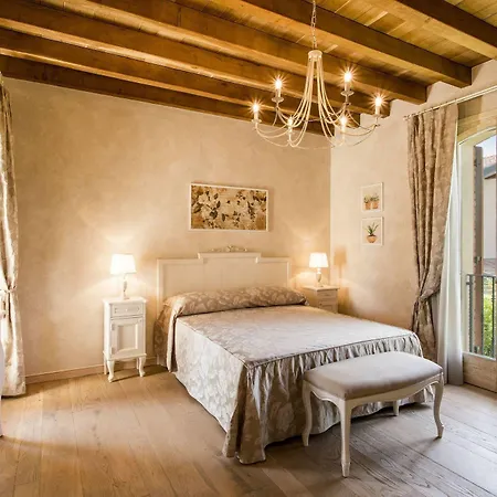 Relais Mondotella בית כפרי פוזולנגו